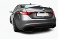 Auto con targa pulita e logo GC dorato