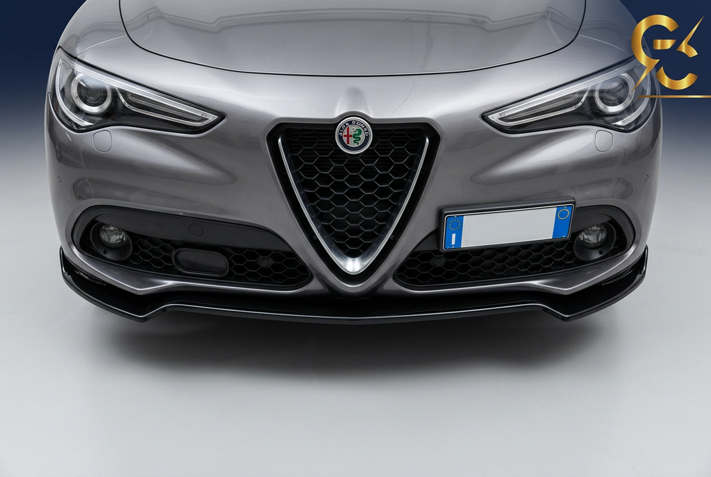 Splitter su sfondo da studio con logo GC
